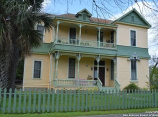 323 Adams St APT 2, San Antonio, TX 78210