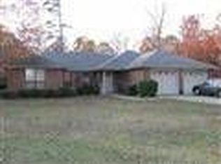 2004 Colony Dr, White Hall, AR 71602
