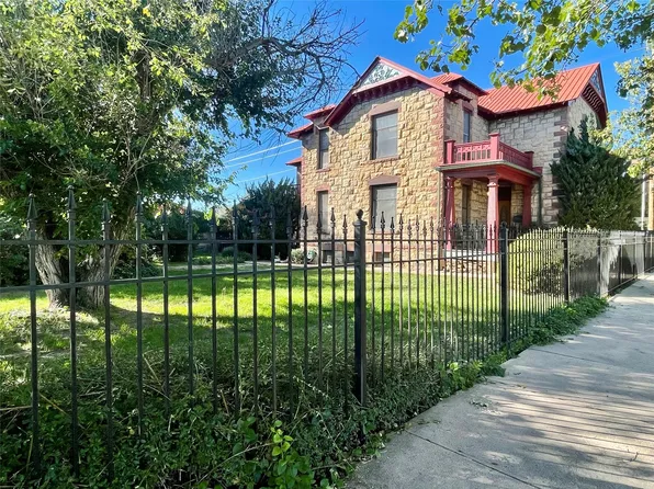 511 9th St, Las Vegas, NM 87701
