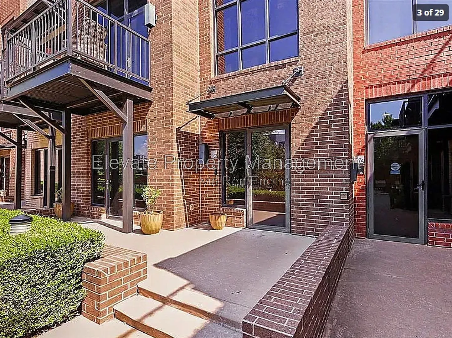 2 bed, 2.5 bath, 2696 sqft, $4,900 — Photo 3