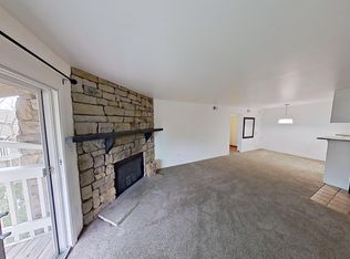 4400 S Quebec St #202-R, Denver, CO 80237