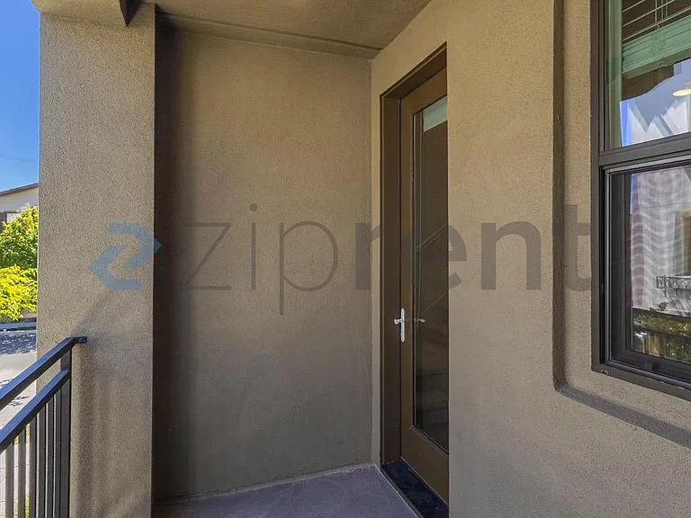 323 Alviso Ter — Photo 14