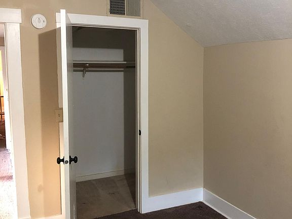 3rd image of 5148 Dodge St APT 2