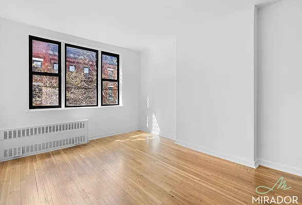 Rented by Mirador Real Estate | media 4