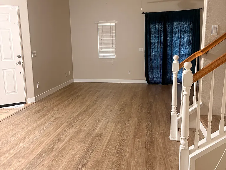 1433 Normandy Dr — Photo 7