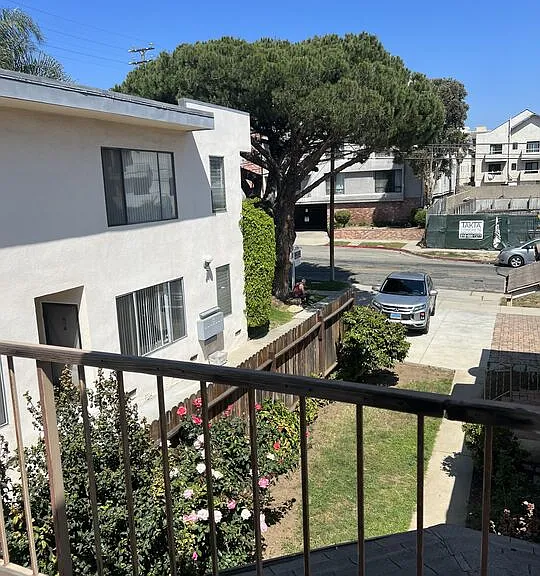 1823 Overland Ave — Photo 16