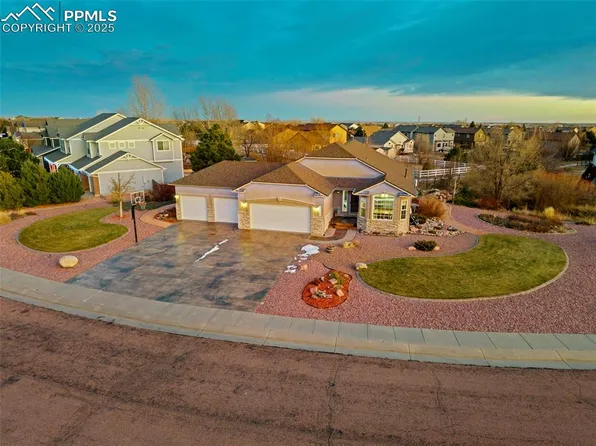 9015 Oakmont Rd, Peyton, CO 80831