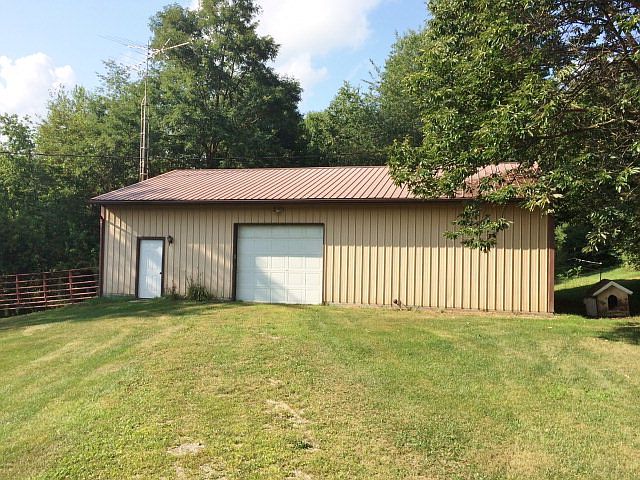 2nd image of 515 Rhinehart Rd