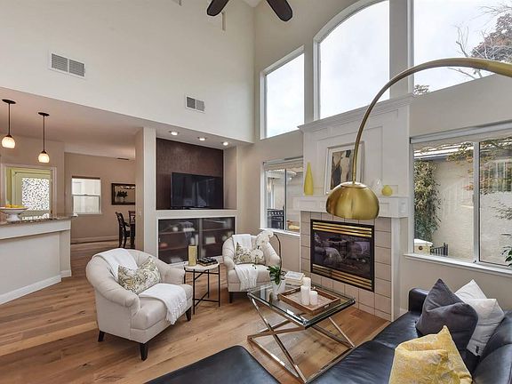 5th image of 751 Dornoch Ct