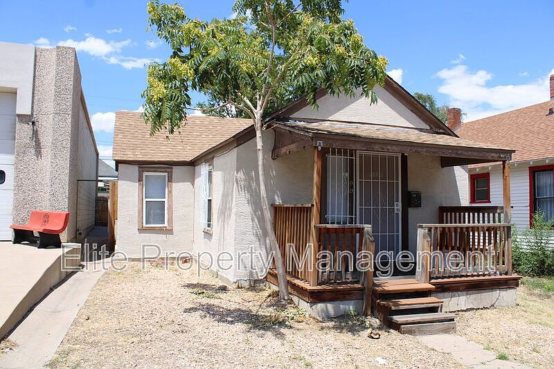 1st image of 1327 E 4th St