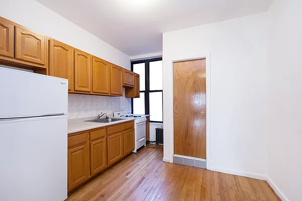 Rented by R New York | media 5