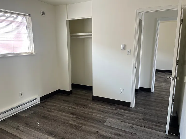 941 8th Ave #4 — Photo 8