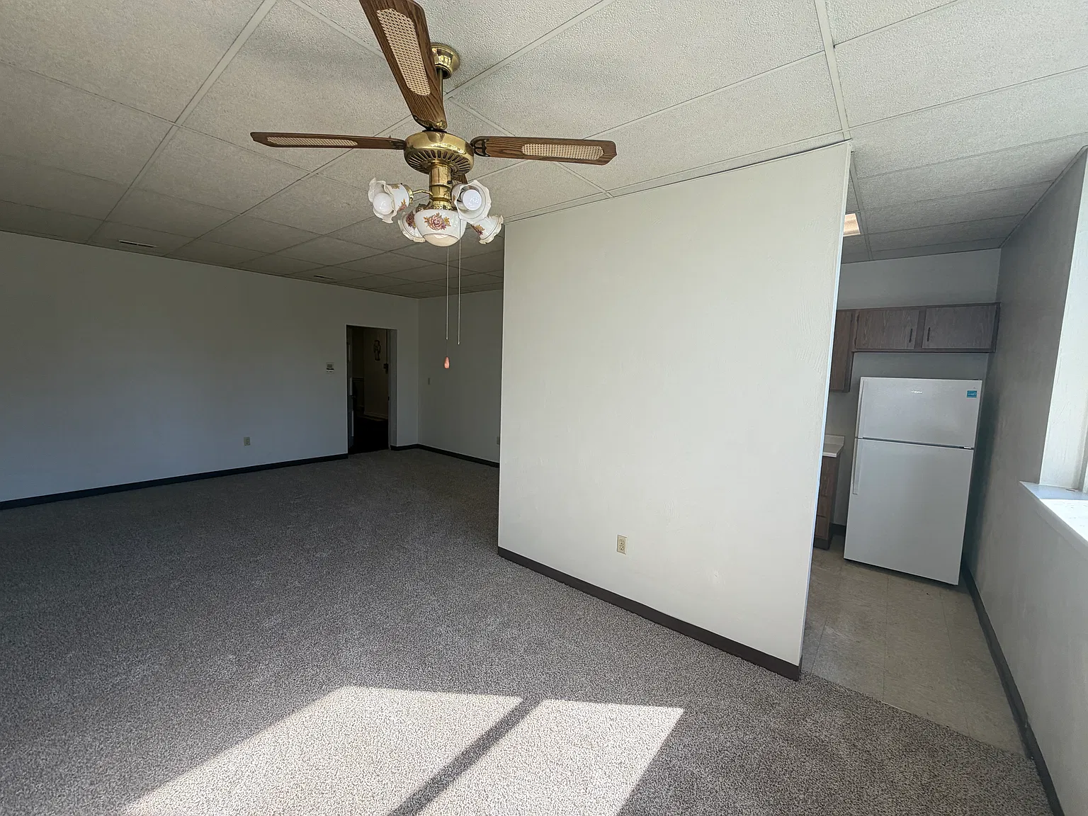 2 bed, $800 — Photo 2