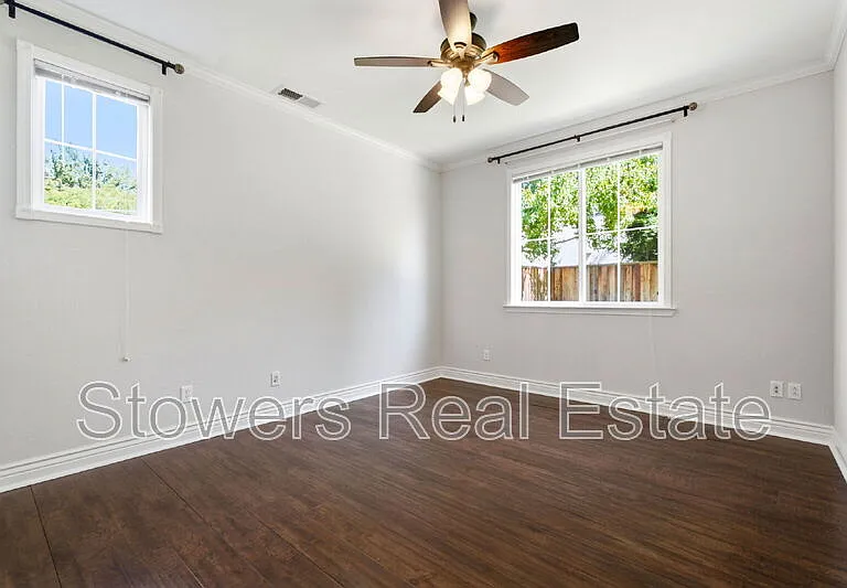 145 Bryant Ct — Photo 30