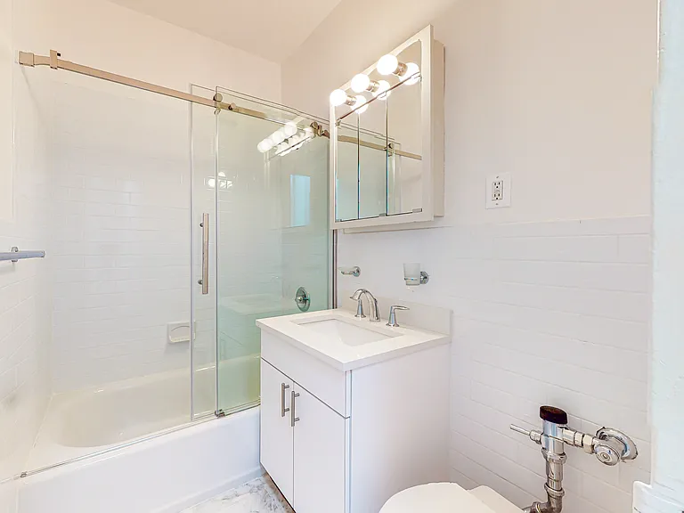 96 5th Ave #5N — Photo 5