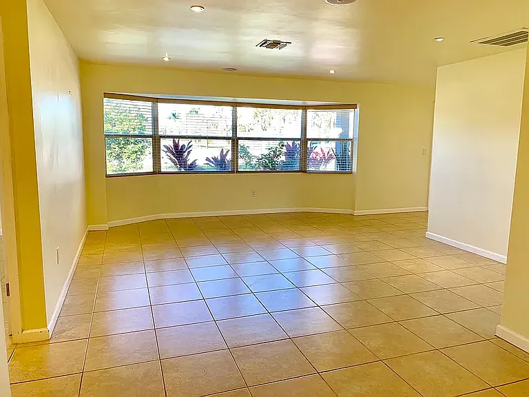 8361 Cypress Lake Dr — Photo 16