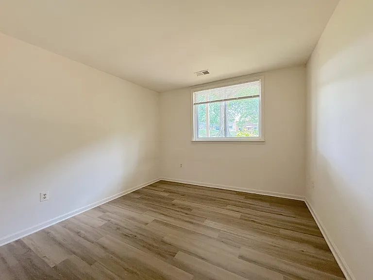 4675 Logsdon Dr — Photo 15