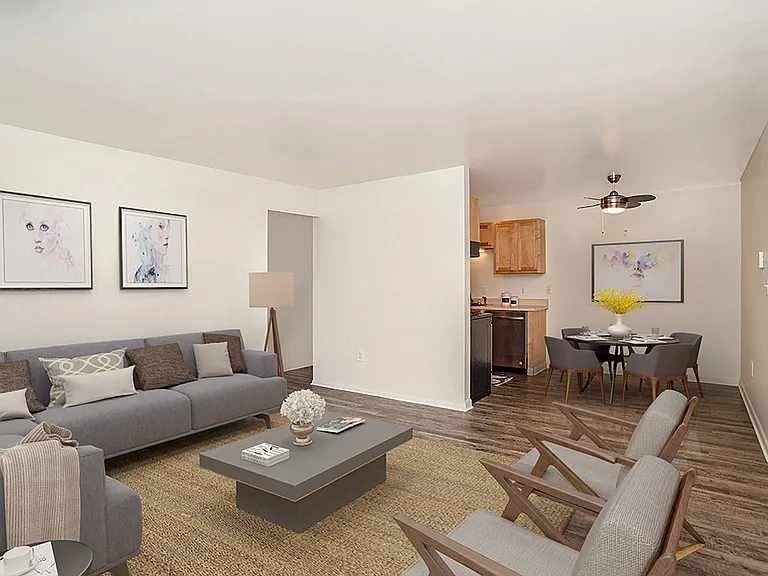 Sunflower Apartments — Photo 4