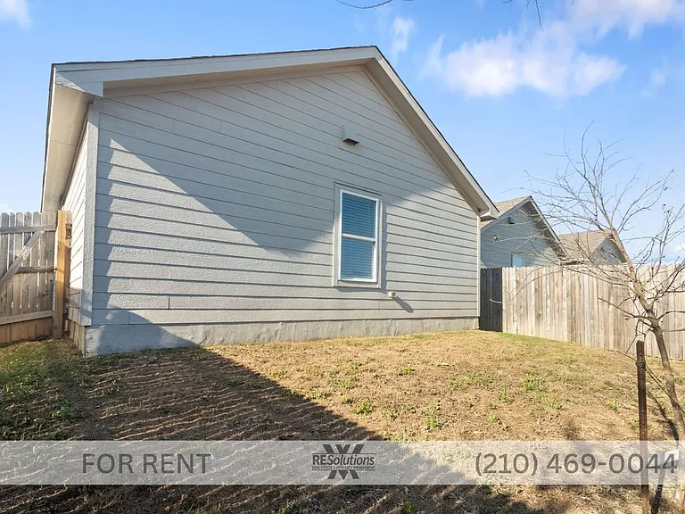 13551 Barton Cv — Photo 10