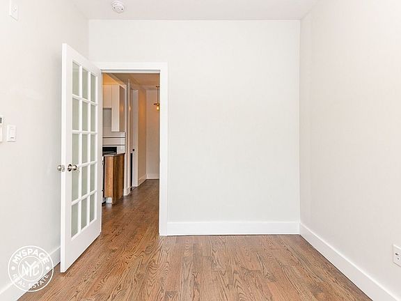 5th image of 799 Ocean Ave #2FX