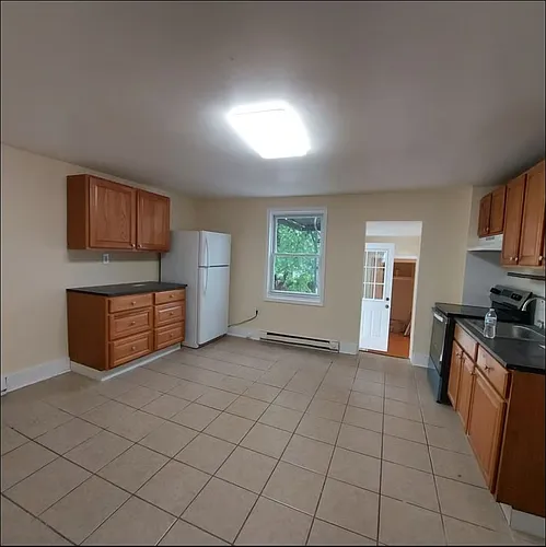 482 S Main St #6 Photo 1