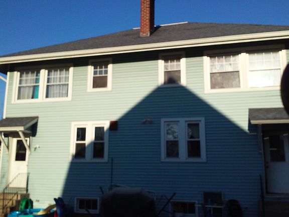 5th image of 2626 Pleasant Ave