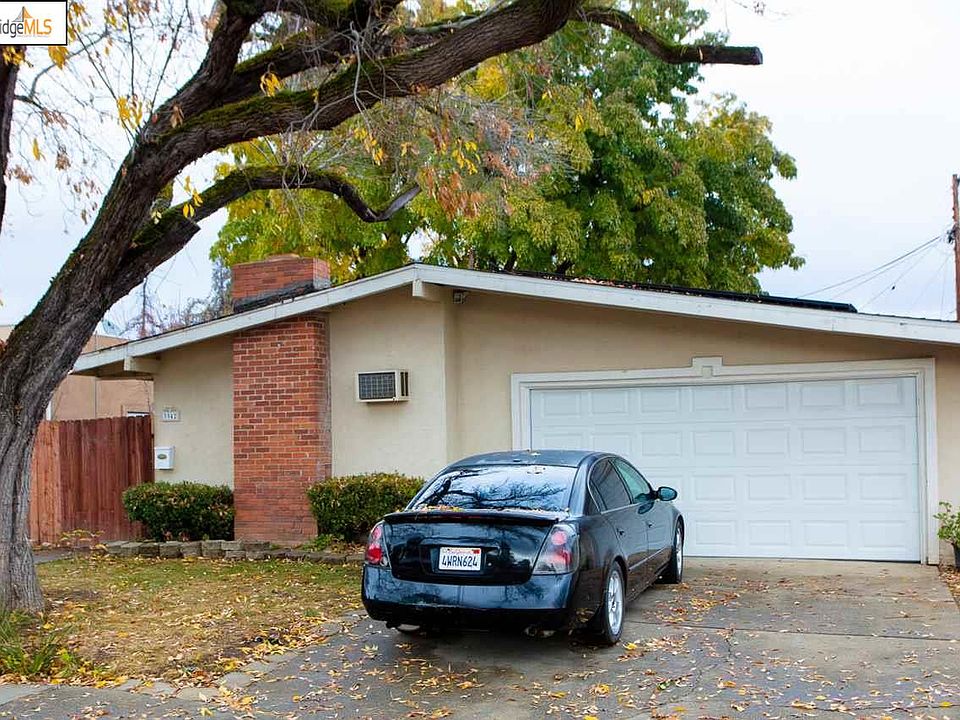 1st image of 3942 Dennis Ave