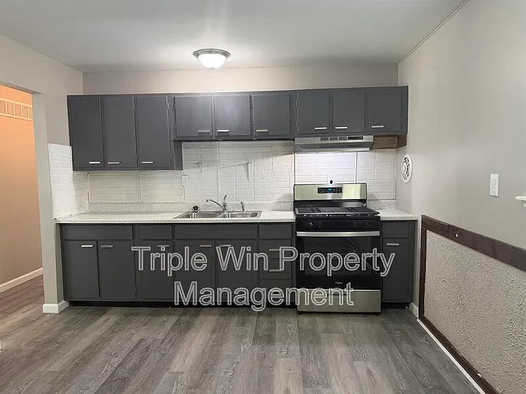 7250 Howdershell Rd — Photo 18