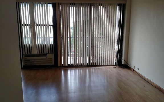 3rd image of 2921 S Michigan Ave APT 507