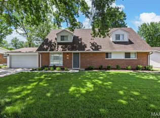 12516 Starspur Ln, Saint Louis, MO 63146