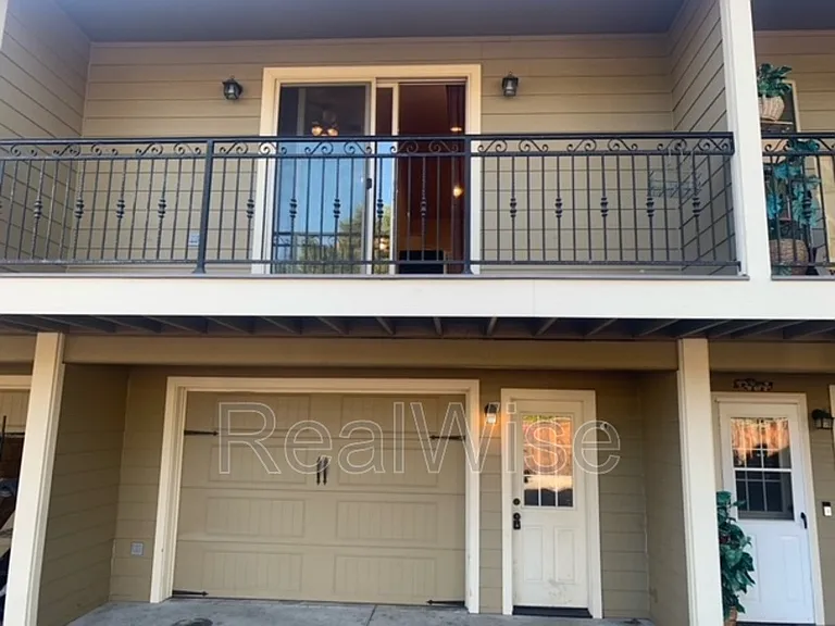 205 Classick Dr — Photo 13