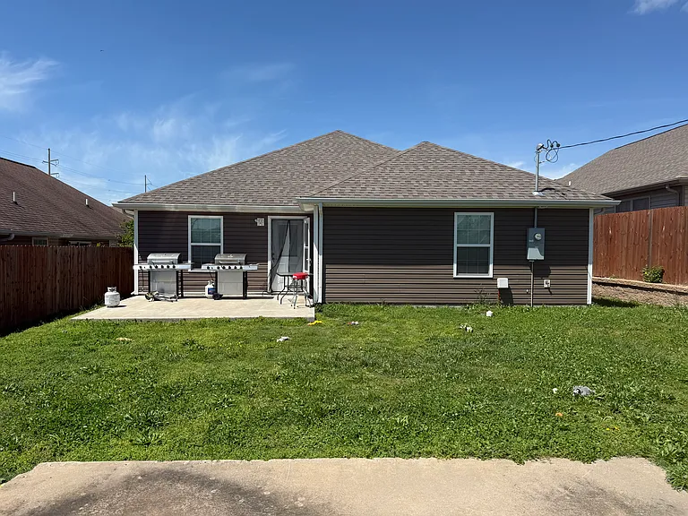2521 S Tyler Ave — Photo 3