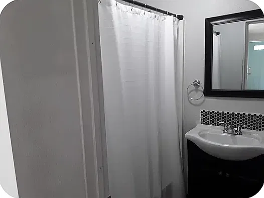 Studio, 400 sqft, $1,500 — Photo 4