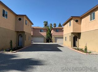 942-48 E Washington Ave, Escondido, CA 92025