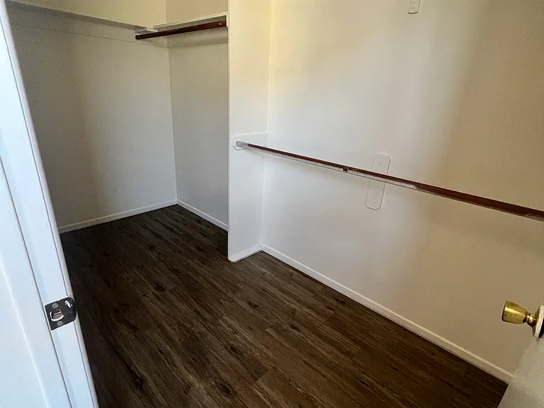 973 W 25th St #A — Photo 7
