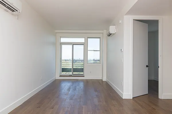 Rented by Nooklyn NYC LLC | media 89