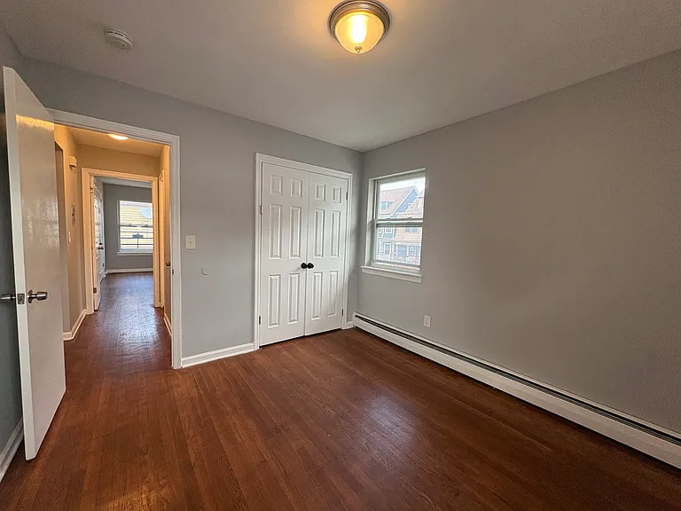 125 Maple Ave #1B — Photo 6
