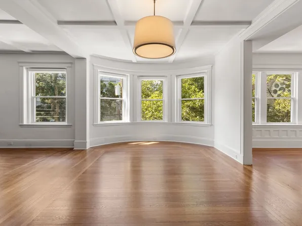 77 Park St, Brookline, MA