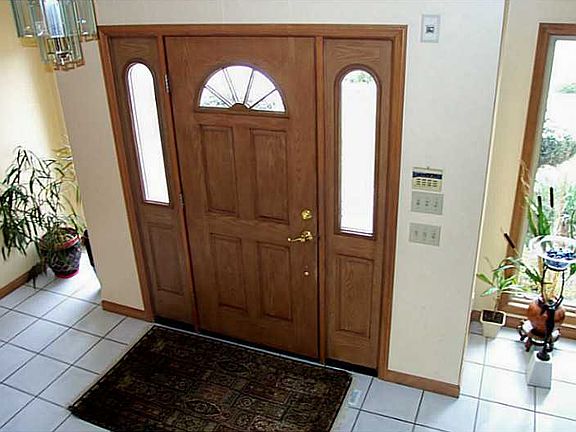 2nd image of 5005 Nottingham Ct