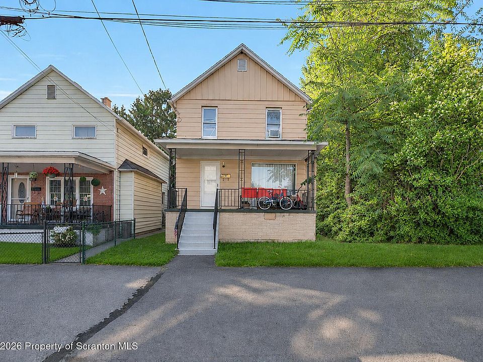 1st image of 2129 Ballau Ave