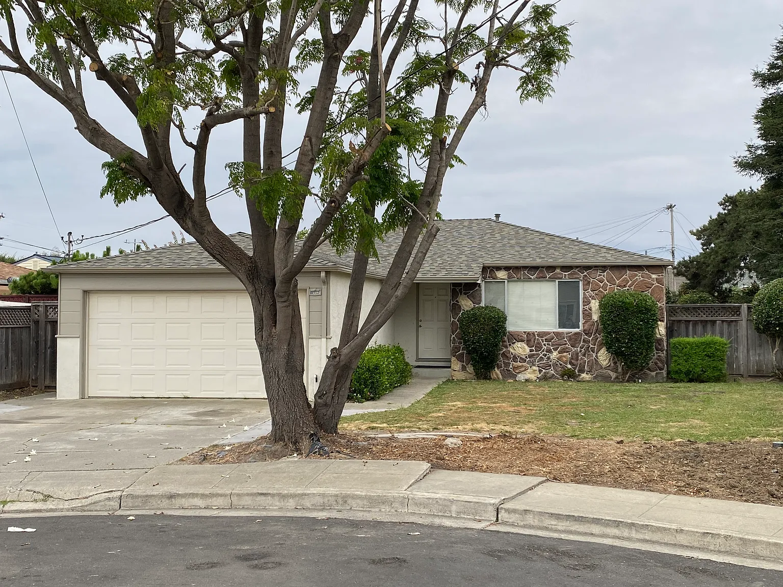 3 bed, 1164 sqft, $2,950 — Photo 1