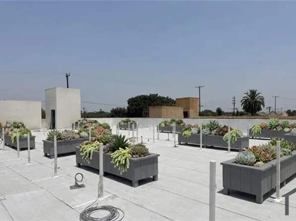 628 E 79th St, Los Angeles, CA