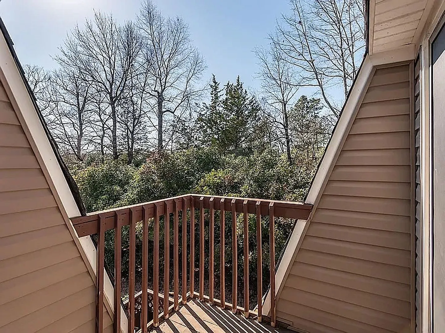 Room in 3 Bedroom Home at Finley Forest Dr — Photo 3