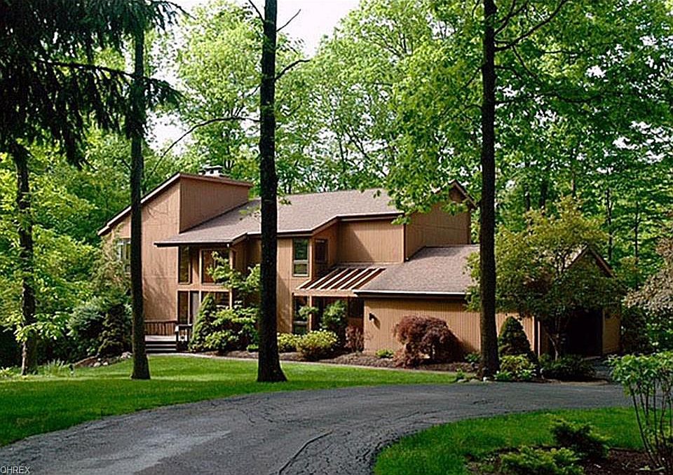 1st image of 40 Stonecreek Dr