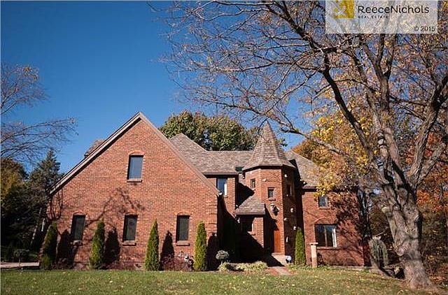 1st image of 4506 NW Lake Dr