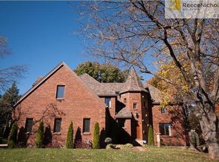 4506 NW Lake Dr, Lees Summit, MO 64064
