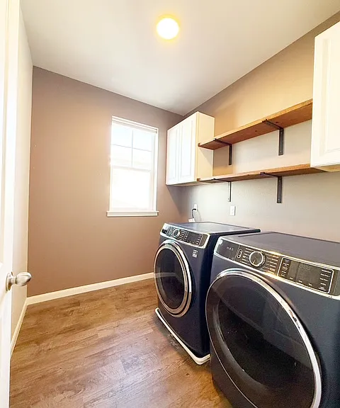 2441 NE Redford St — Photo 29