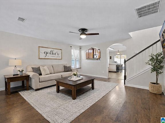 5th image of 355 Morning Mist Ln