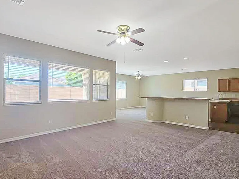 17605 W Crocus Dr — Photo 6