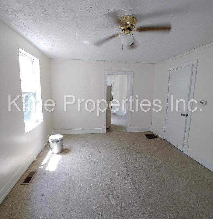 2nd image of 968 King Ave